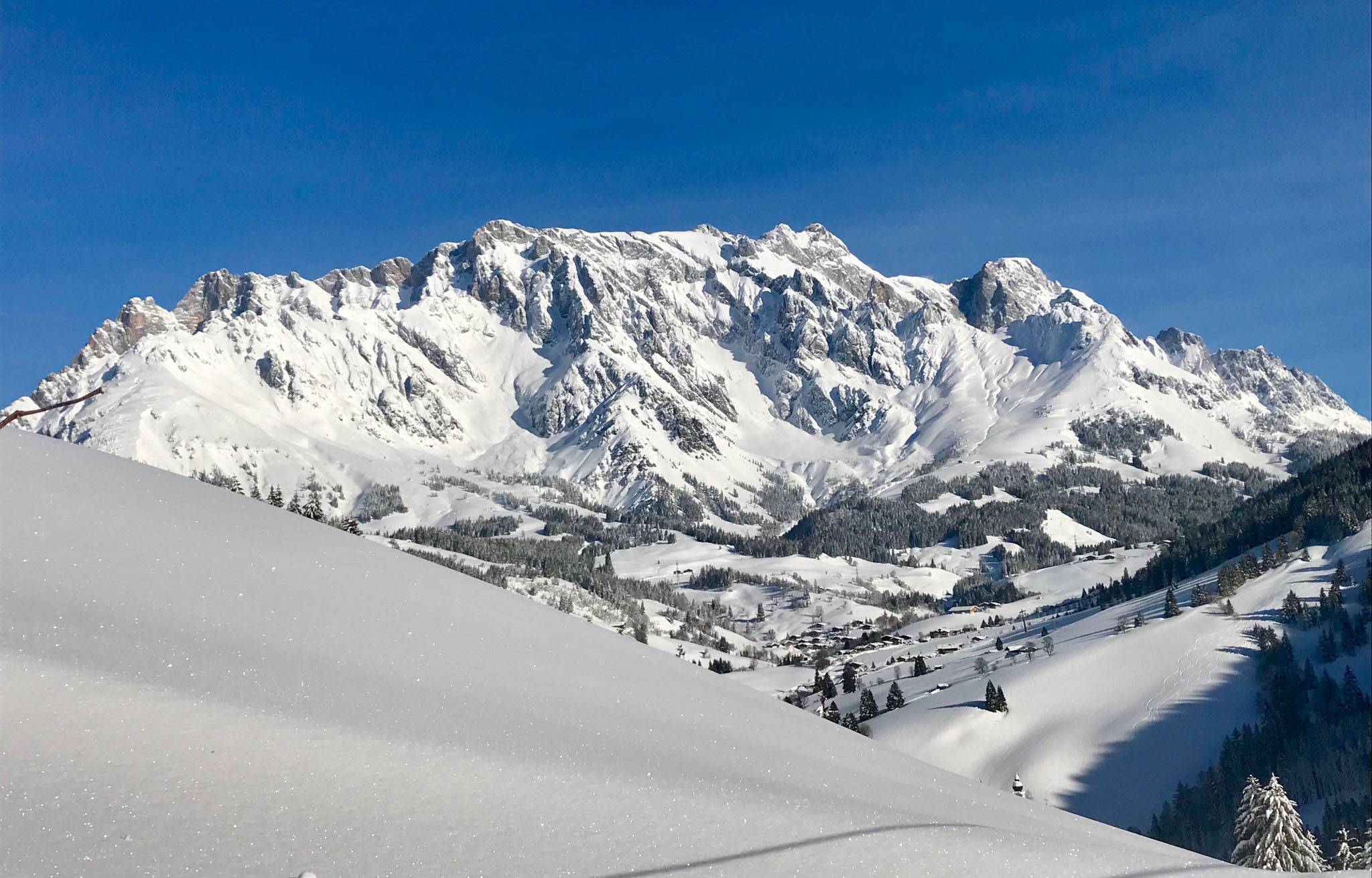 DEIN MOMENT.
DEINE ZEIT.
DEINE AUSZEIT. - Grünegg Alm und Hochkönig Edelbrennerei