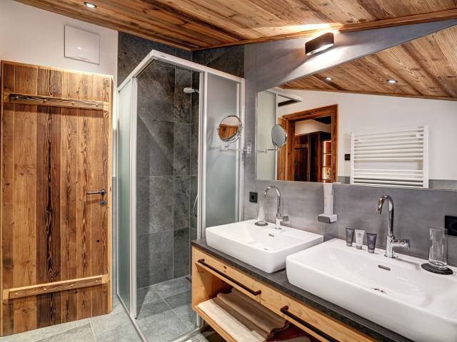 Grünegg Highking Chalet badezimmer