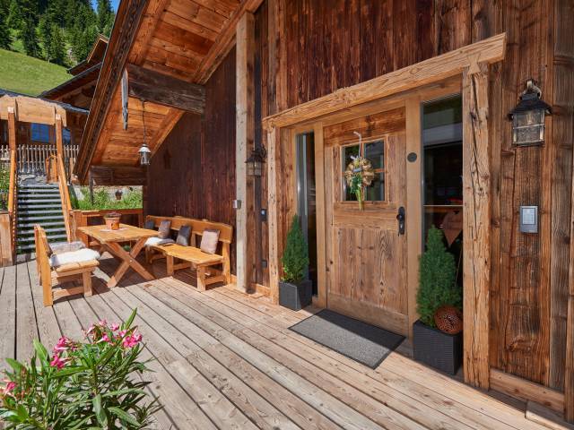 Grünegg Alm Chalet Aussen