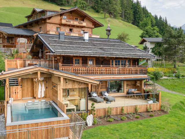 Highking Chalet Grünegg Infinity Pool