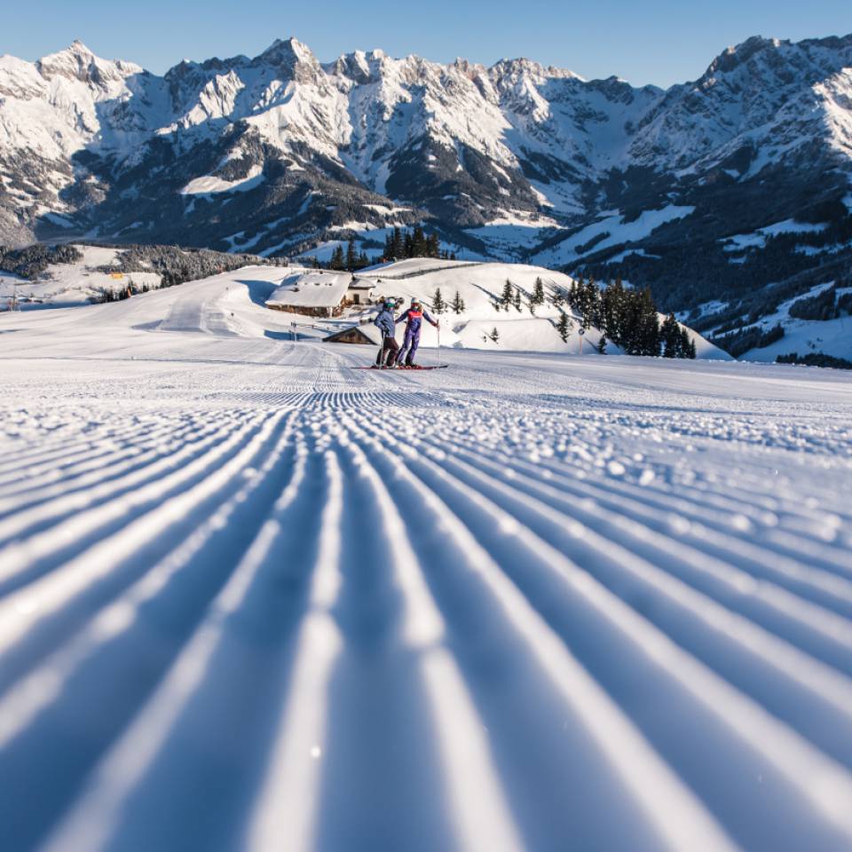 Auf die Ski,
fertig los…: Pistenzauber - Grünegg Alm und Hochkönig Edelbrennerei