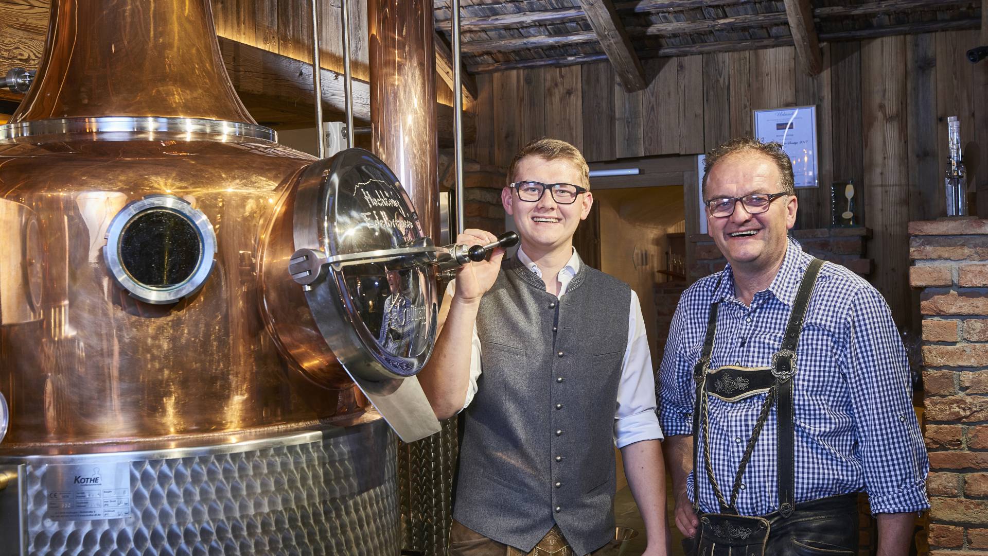 Johannes & Heinrich Rainer Hochkönig Edelbrennerei