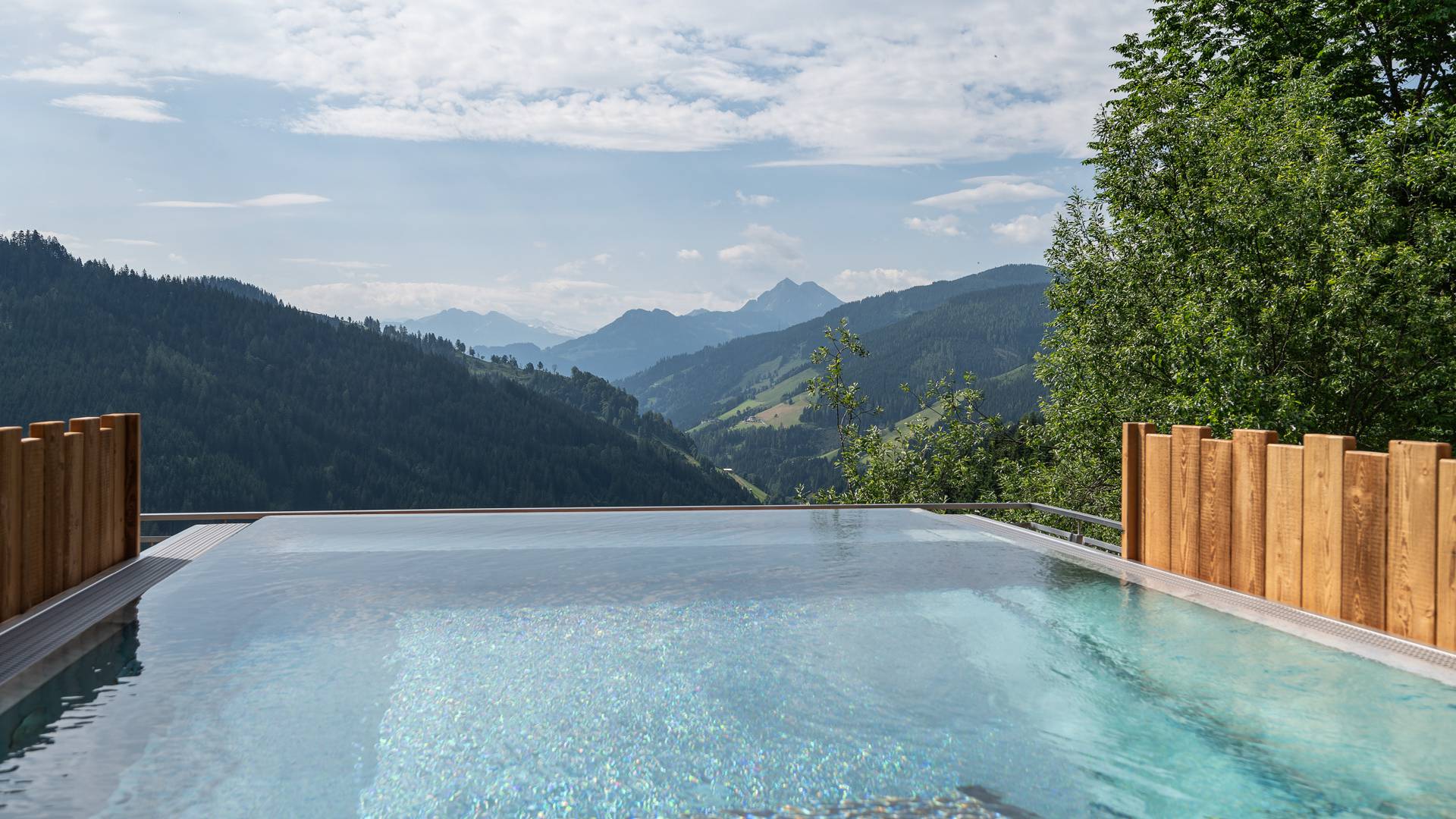 Highking Chalet Grünegg Infinity Pool